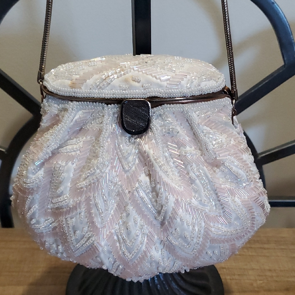 VTG Andre Cellini Handmade Art Deco Beaded Pink / White Evening Purse Victorian